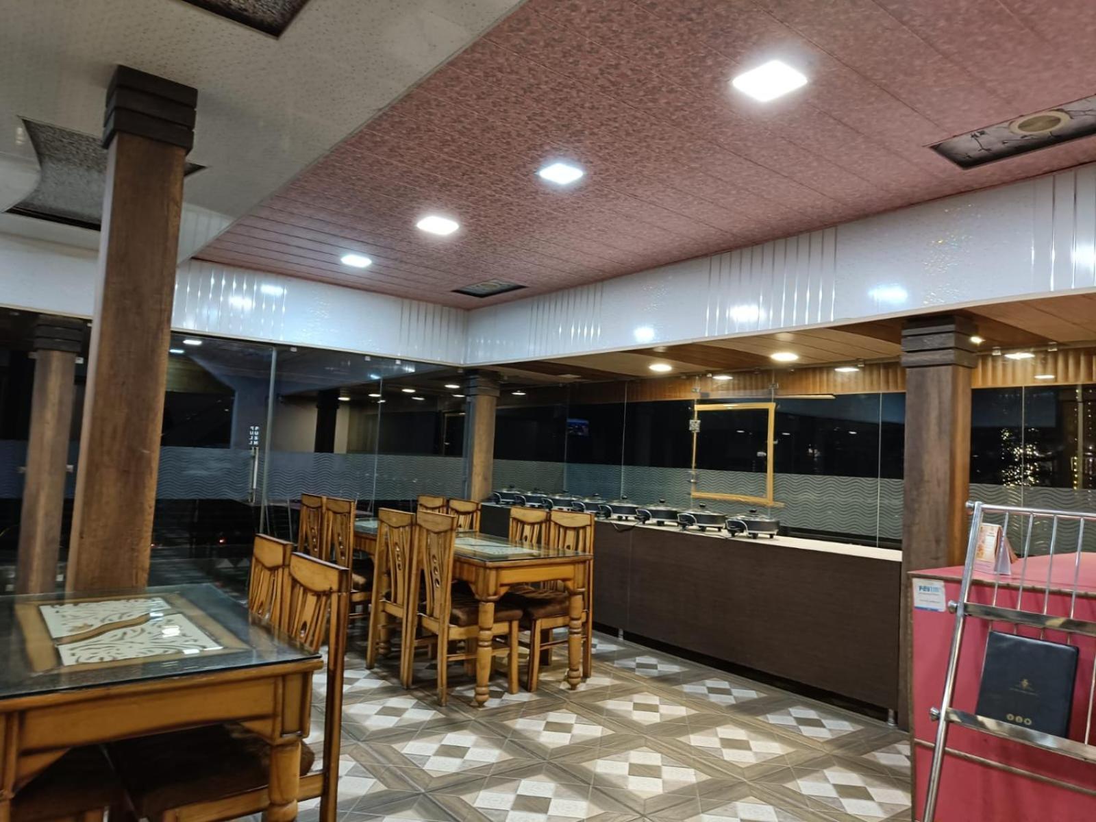 King Castle Mcleodganj-Centrally Heated And Air Cooled- Near Mall Road - Free Parking Дармсала Екстер'єр фото