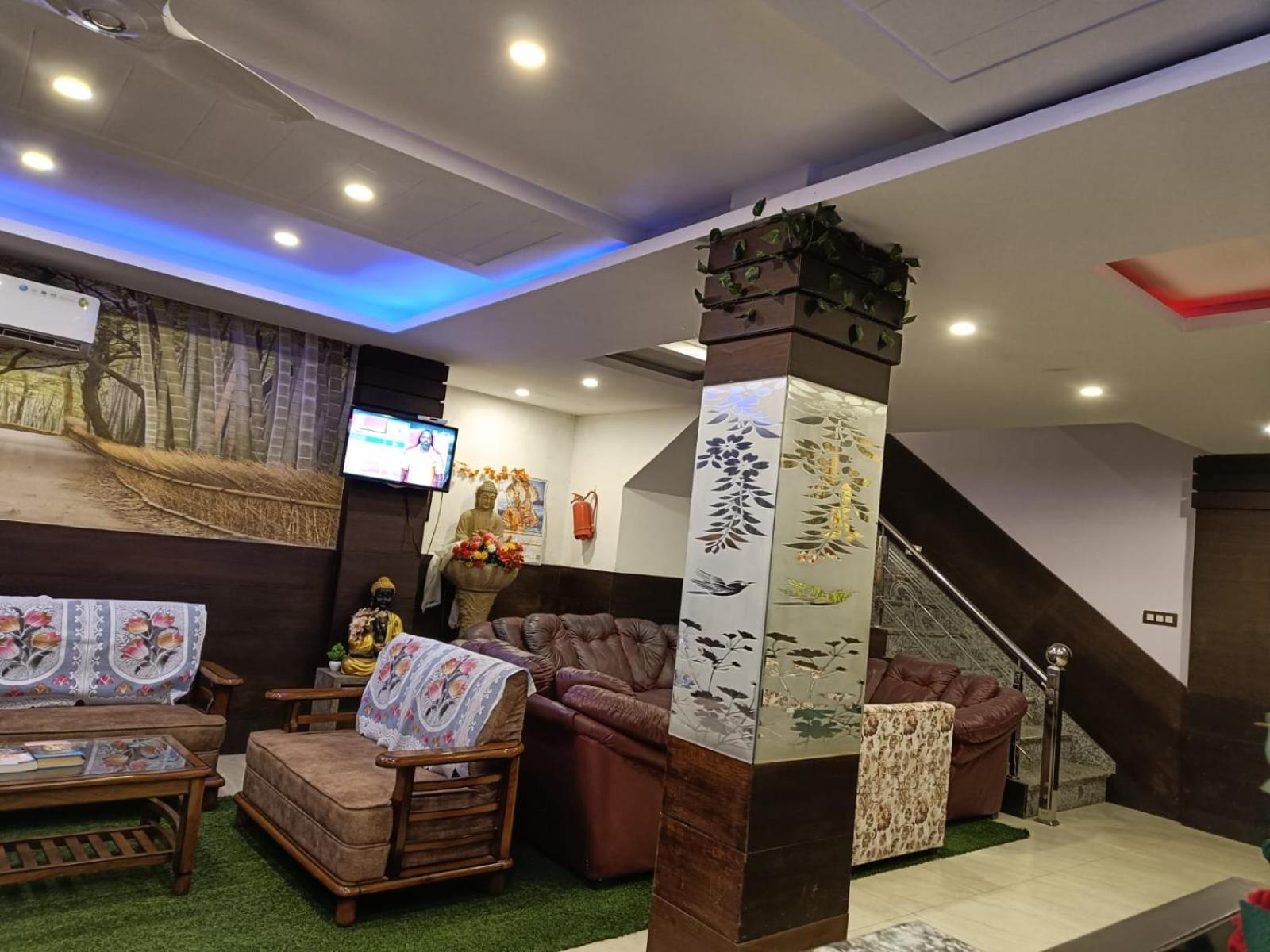 King Castle Mcleodganj-Centrally Heated And Air Cooled- Near Mall Road - Free Parking Дармсала Екстер'єр фото